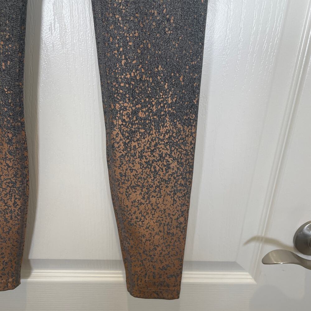 Beyond Yoga Alloy Ombre Speckle Leggings Gray Gold‎ Metallic S - Picture 3 of 6